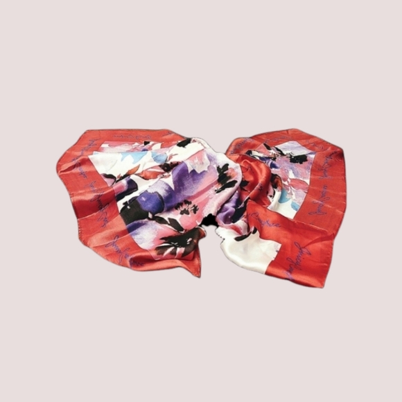 NWT Juicy Couture Rectangle Floral Print Scarf - Picture 3 of 9